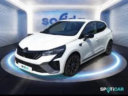 Blanc Utilisé 2024 Renault Clio V Esprit Alpine Berline | 20 490 € (Prix juste)