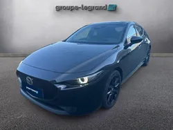 Noir Utilisé 2024 Mazda 3 Takumi-Line Berline | 33 990 € (Prix assez cher)