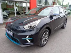 Bleu saphir métallisé Utilisé 2021 Kia e-Niro 2 SUV | 22 999 € (Prix juste)