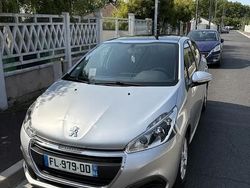 Utilisé 2016 Peugeot 208 Active Citadine | 8 200 € (Prix assez cher)