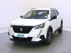 Blanc Utilisé 2022 Peugeot 2008 Style SUV | 18 490 € (Prix juste)
