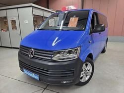 Bleu Occasion 2017 VW Multivan Van | 29 900 €