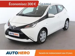 Blanc Utilisé 2018 Toyota Aygo X-play Citadine | 11 290 € (Prix juste)
