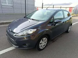 Gris Utilisé 2009 Ford Fiesta Citadine | 3 800 € (Prix assez cher)