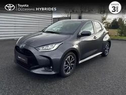 Gris atlas Utilisé 2023 Toyota Yaris Hybrid Design Berline | 19 896 € (Prix juste)