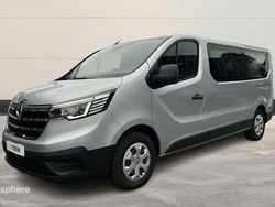 Gris Utilisé 2022 Renault Trafic Zen Van | 29 999 € (Prix assez cher)