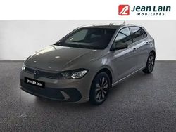 Reflet d'argent metallise Utilisé 2025 VW Polo S Berline | 22 690 € (Prix assez cher)