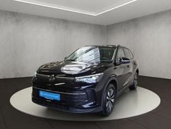 Noir Utilisé 2024 VW Tiguan Goal SUV | 42 250 € (Prix juste)