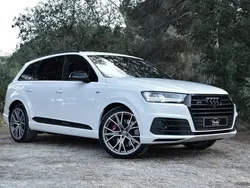 Blanc Utilisé 2016 Audi SQ7 Sport SUV | 54 990 € (Prix juste)