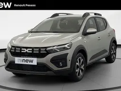 Gris Utilisé 2024 Dacia Sandero Expression Citadine | 16 800 € (Prix juste)