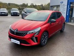 Rouge Occasion 2024 Renault Clio V Techno Berline | 15 990 € (Prix juste)