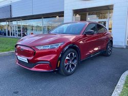 Rouge Utilisé 2023 Ford Mustang Mach-E Standard Range SUV | 31 900 € (Bon prix)