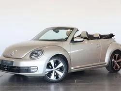 Gris Utilisé 2015 VW Beetle Exclusive Cabriolet | 18 990 € (Prix juste)