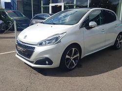 Blanc Utilisé 2016 Peugeot 208 Citadine | 9 900 € (Prix cher)