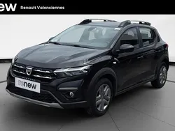 Noir Utilisé 2022 Dacia Sandero Comfort Citadine | 13 999 € (Prix juste)