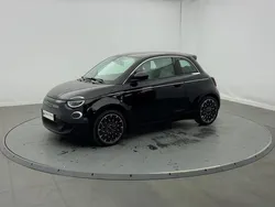 Noir Utilisé 2022 Fiat 500e La Prima Citadine | 18 457 € (Prix juste)