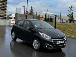 Utilisé 2017 Peugeot 208 Active Citadine | 6 000 € (Super prix)
