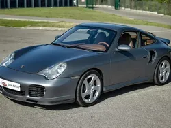 Gris Utilisé 2001 Porsche 996 Coupé | 63 500 €