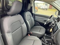 Utilisé 2023 Renault Kangoo Van | 14 900 €