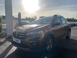 Orange Utilisé 2022 Dacia Sandero Comfort Citadine | 16 990 € (Prix juste)
