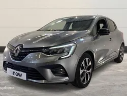 Gris Utilisé 2023 Renault Clio V Evolution Berline | 14 999 € (Prix juste)