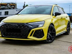 Jaune Utilisé 2022 Audi RS3 Sport Citadine | 48 900 €