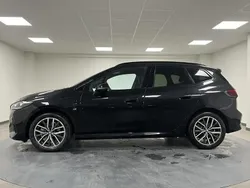 Noir Utilisé 2023 BMW 225 M Sport Monospace | 37 900 € (Prix juste)