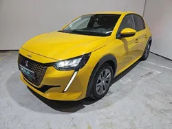 Jaune Utilisé 2021 Peugeot e-208 Allure Citadine | 14 489 € (Bon prix)