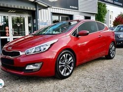 Rouge Utilisé 2015 Kia ProCeed Citadine | 10 400 €