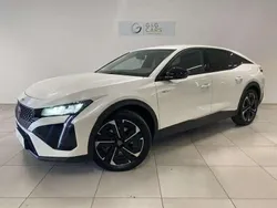 Blanc Utilisé 2023 Peugeot 408 Allure Berline | 32 100 €