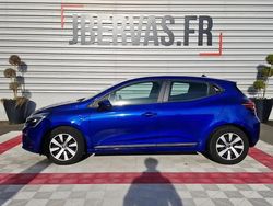 Bleu Utilisé 2023 Renault Clio V Equilibre Berline | 14 499 € (Prix juste)