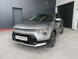 Blanc Utilisé 2024 Kia Niro Active SUV | 31 999 € (Prix assez cher)
