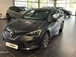 Blanc Utilisé 2020 Renault Clio V Intens Berline | 14 299 € (Prix juste)