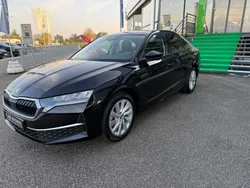 Noir Utilisé 2024 Skoda Octavia Selection Berline | 28 989 € (Super prix)