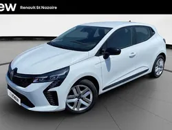 Blanc Utilisé 2024 Renault Clio V Evolution Citadine | 16 990 € (Prix juste)