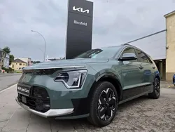 Vert Utilisé 2024 Kia e-Niro 2 SUV | 31 990 € (Prix assez cher)