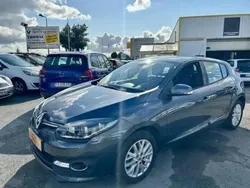 Blanc Utilisé 2015 Renault Mégane III Zen Berline | 11 850 € (Prix assez cher)