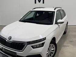Blanc Utilisé 2023 Skoda Kamiq Business Line SUV | 22 900 € (Prix juste)