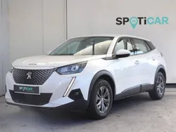 Blanc Utilisé 2021 Peugeot e-2008 Business-Line SUV | 15 690 € (Prix juste)