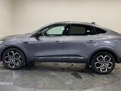 Gris Utilisé 2022 Renault Arkana Intens SUV | 23 999 € (Prix juste)