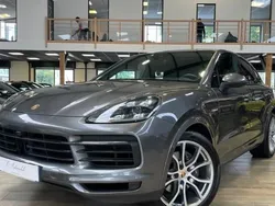 Gris Utilisé 2020 Porsche Cayenne Sport SUV | 68 500 € (Prix juste)