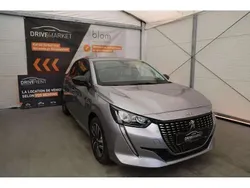 Argent Utilisé 2023 Peugeot 208 Allure Citadine | 15 271 € (Prix juste)