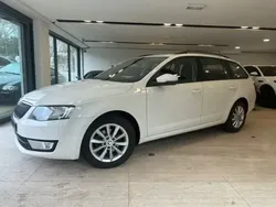 Blanc Utilisé 2016 Skoda Octavia Break | 11 990 € (Super prix)