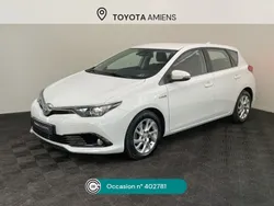 Blanc Utilisé 2018 Toyota Auris Hybrid Business Edition Berline | 16 490 € (Prix juste)