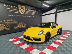 Jaune Utilisé 2019 Porsche 911 Carrera 4S Cabriolet | 129 990 €