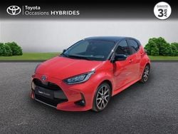 Biton rouge fusion / toit noir Utilisé 2021 Toyota Yaris Hybrid Berline | 19 490 € (Prix assez cher)