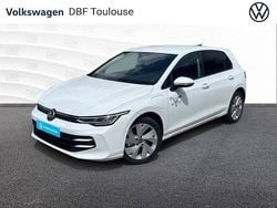 Blanc Utilisé 2025 VW Golf VIII R-line Berline | 35 880 € (Prix assez cher)
