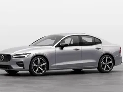 Noir Utilisé 2024 Volvo S60 Core Berline | 30 900 €
