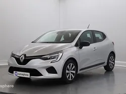 Utilisé 2023 Renault Clio V Equilibre Berline | 15 799 € (Prix juste)
