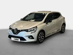 Gris Utilisé 2023 Renault Clio V Techno Citadine | 16 990 € (Prix juste)